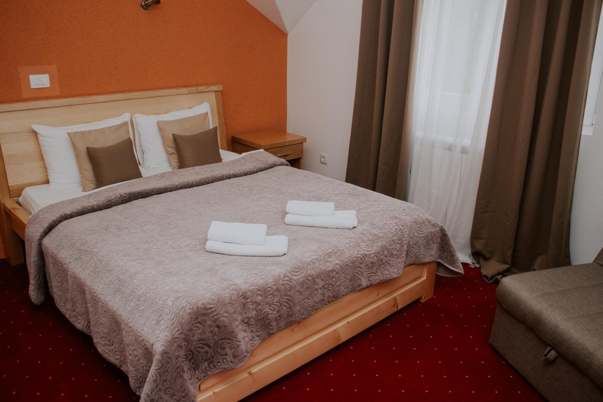 Hotel Serdar Mojkovac Bagian luar foto