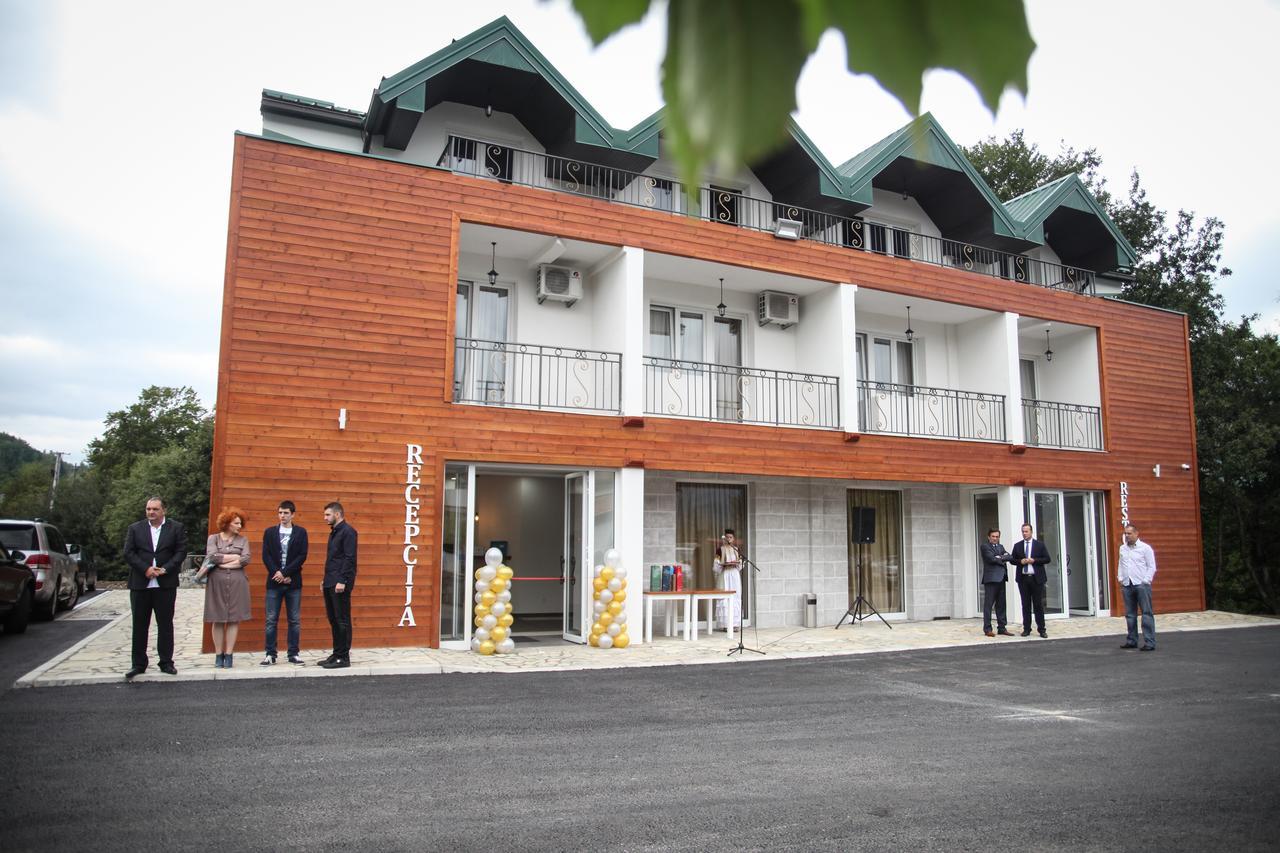 Hotel Serdar Mojkovac Bagian luar foto