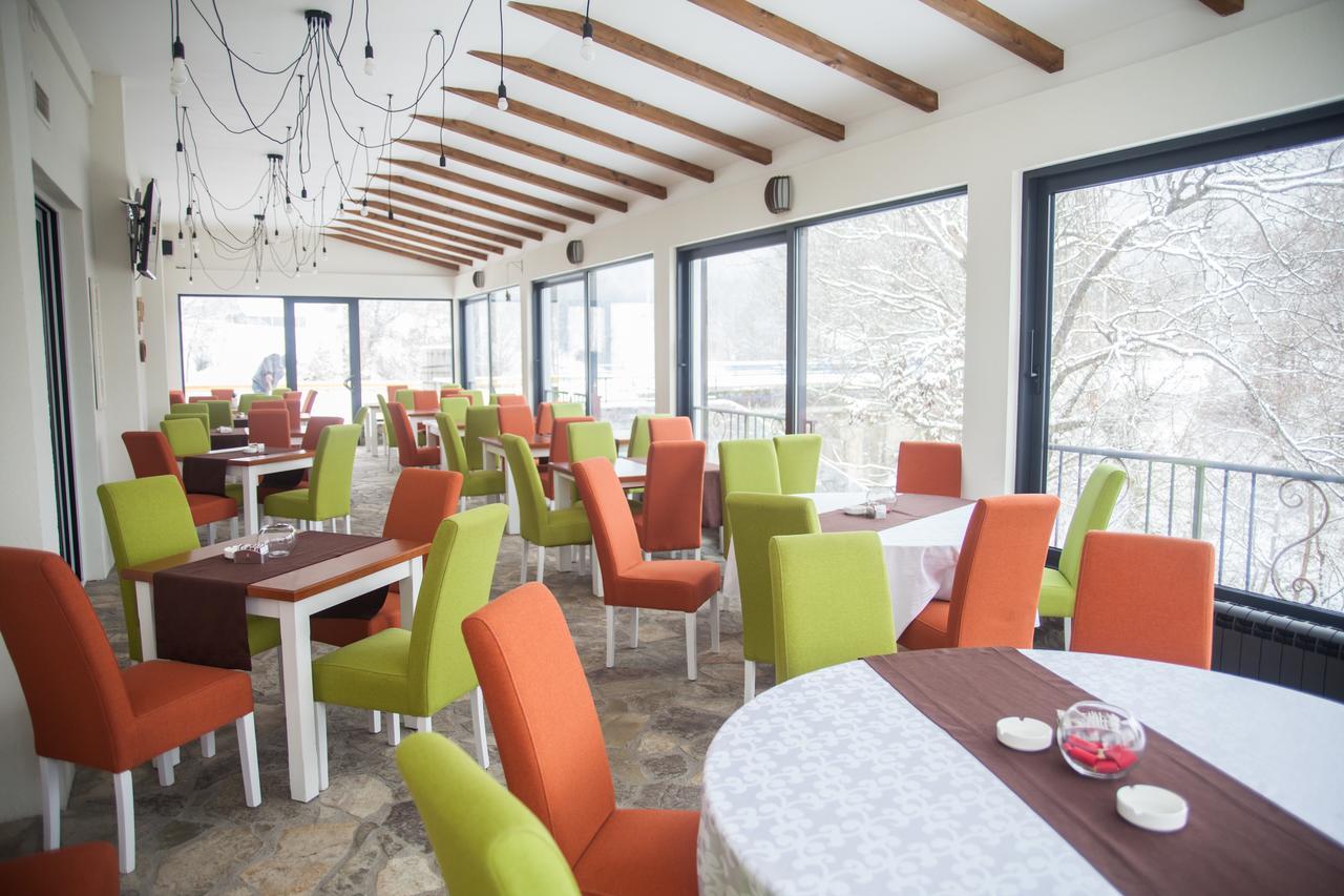 Hotel Serdar Mojkovac Bagian luar foto