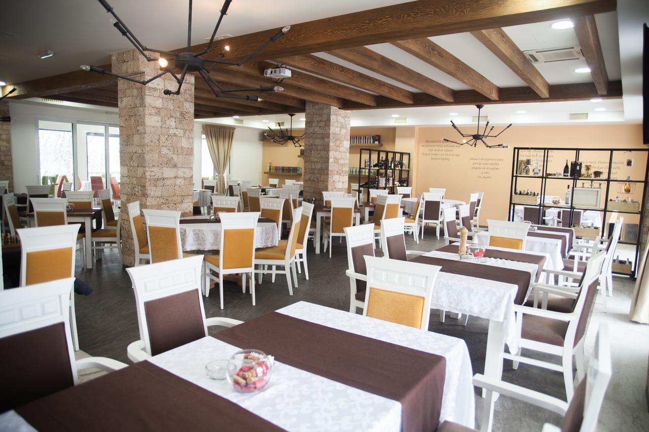 Hotel Serdar Mojkovac Bagian luar foto
